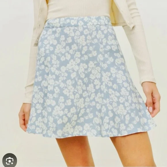 Reformation Flounce Sofie Floral Mini Skirt - Picture 1 of 6